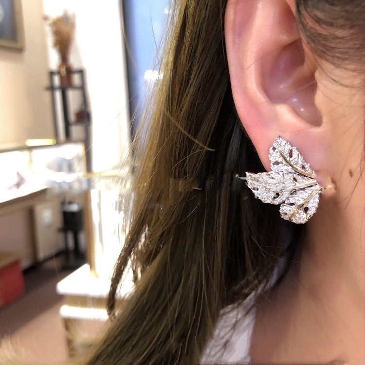 18K Gold Diamond Earrings