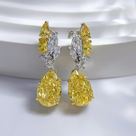 Pear-shaped Yellow Diamond Earrings