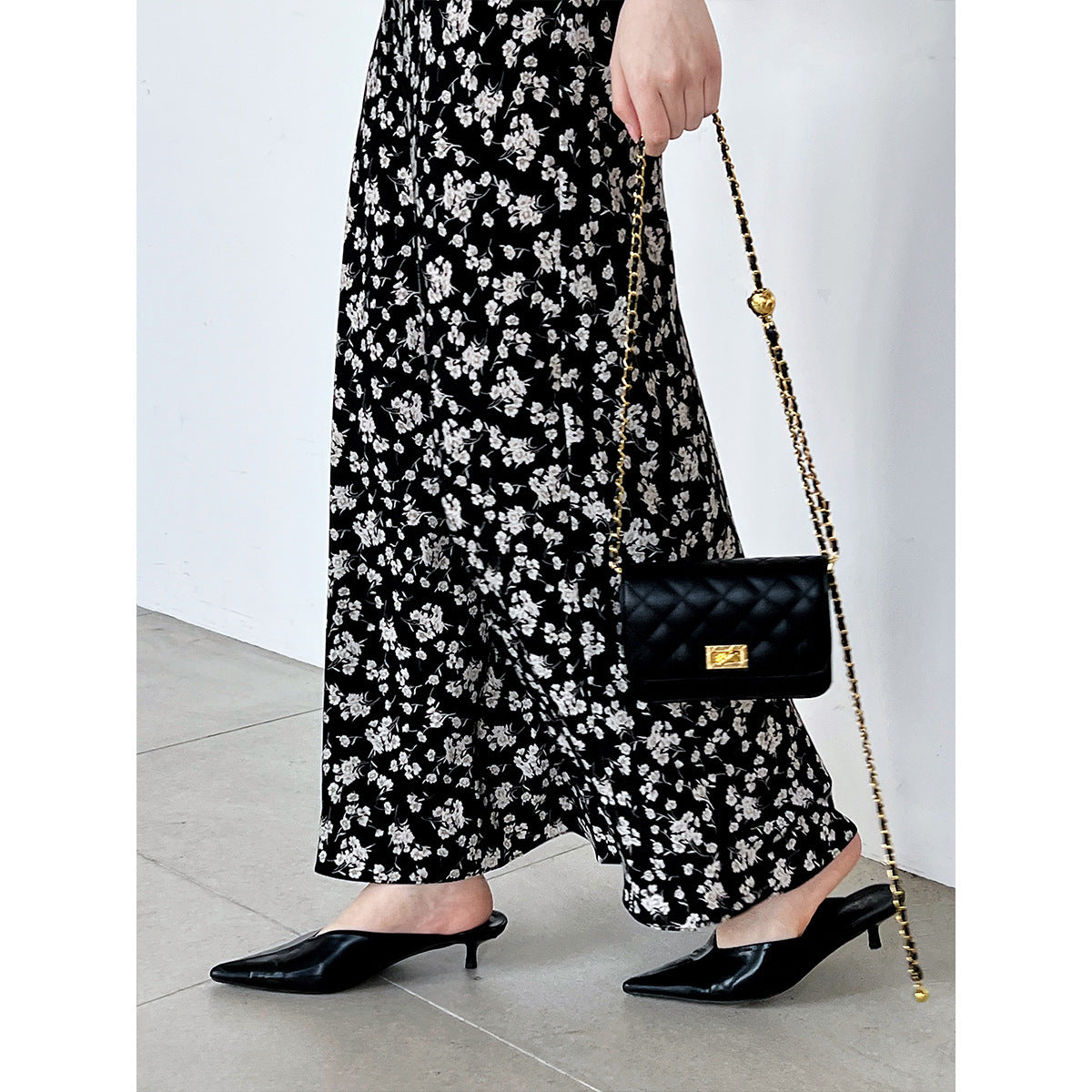 Ruffled Floral Women
